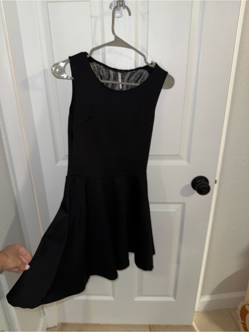 Classic black cocktail dress 👗